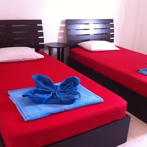 https://ban-thai-guesthouse.hotelskophiphi.com